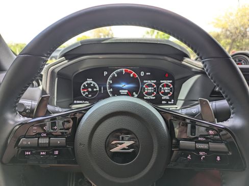 Certified 2025 Nissan Z Performance w/ Floor Mat Package RWD image 26