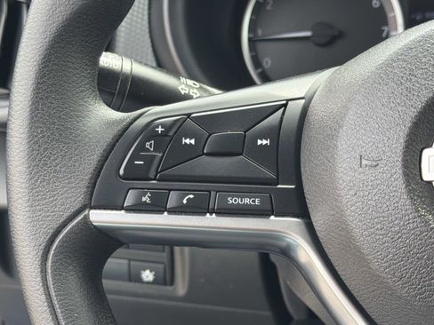 Used 2022 Nissan Kicks S w/ Interior Electronics Package image 9