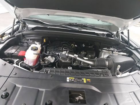 Used 2023 Jeep Grand Cherokee L Laredo AWD/4WD image 32