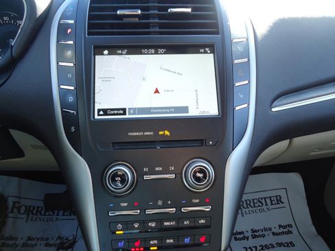 Used 2017 Lincoln MKC Reserve image 15