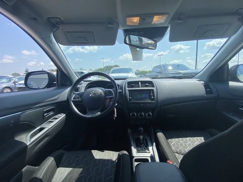 Used 2024 Mitsubishi Outlander Sport ES AWD/4WD image 5