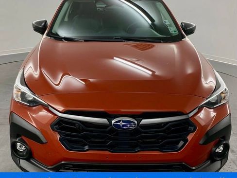 Used 2024 Subaru Crosstrek 2.0i Premium AWD/4WD image 2