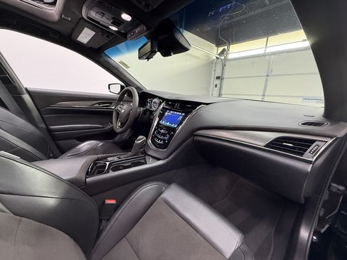 Used 2017 Cadillac CTS V w/ Carbon Fiber Package RWD image 26
