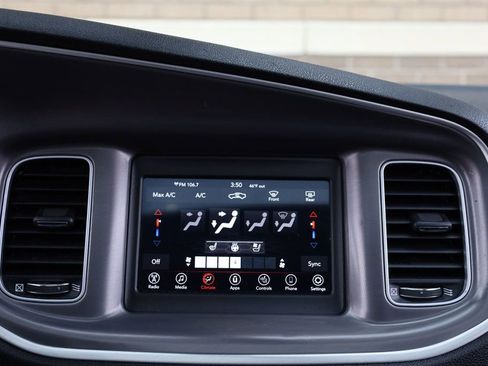 Used 2022 Dodge Charger SXT w/ Leather Interior Group image 37