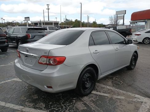 Used 2013 Toyota Corolla LE image 7