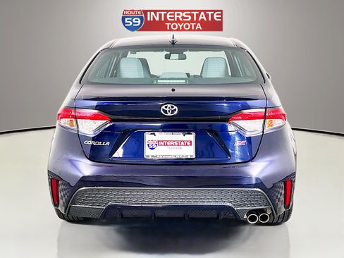 Certified 2021 Toyota Corolla SE w/ SE Premium Package FWD image 6