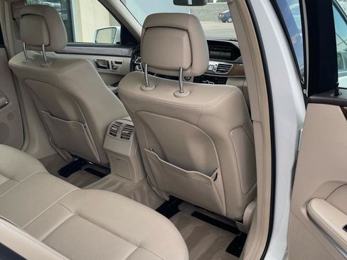 Used 2014 Mercedes-Benz E 350 4MATIC Sedan image 19