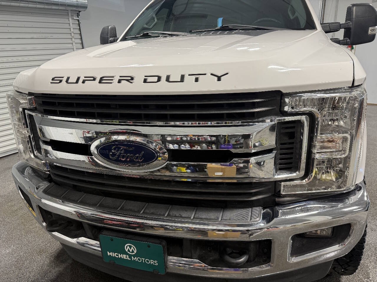 Used 2019 Ford F250 XLT w/ XLT Value Package AWD/4WD image 2