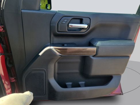 Used 2019 Chevrolet Silverado 1500 RST AWD/4WD image 39