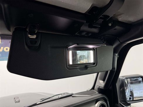 Used 2023 Jeep Wrangler Sport S image 28