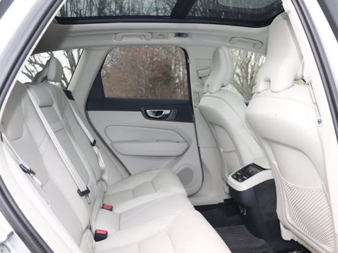 Used 2019 Volvo XC60 T6 Inscription w/ Protection Package image 41