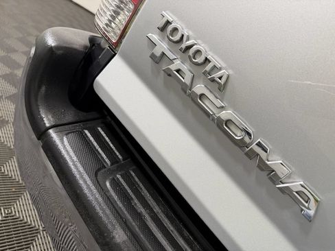 Used 2010 Toyota Tacoma PreRunner RWD image 17