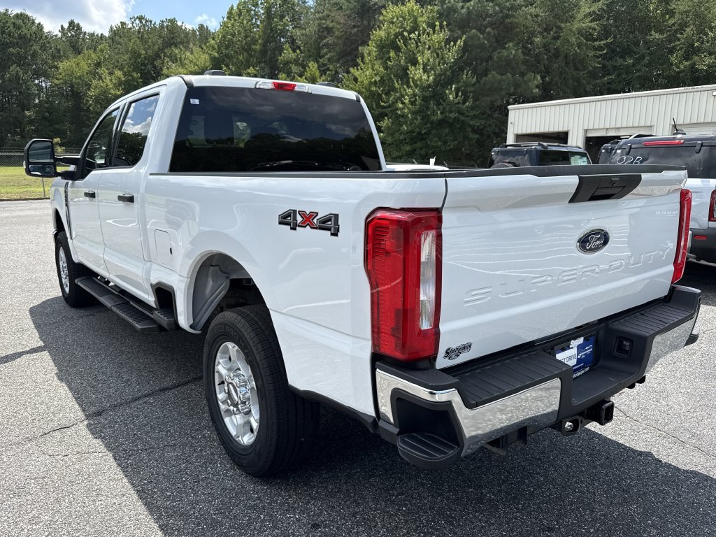 Used 2025 Ford F250 XLT w/ Snow Plow Prep Package AWD/4WD image 5