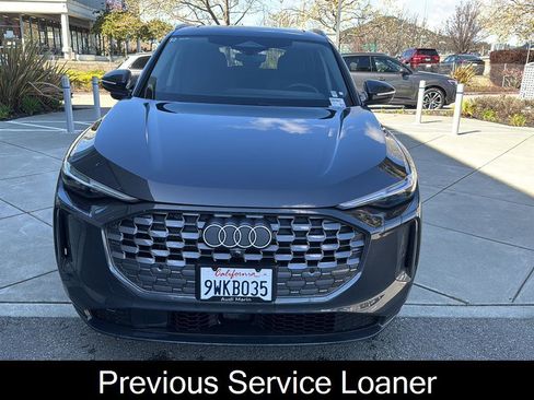 Used 2025 Audi Q5 Premium Plus w/ Premium Plus image 2