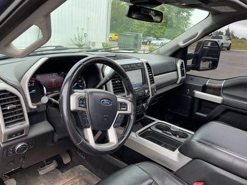Used 2020 Ford F250 Lariat w/ Lariat Ultimate Package AWD/4WD image 7