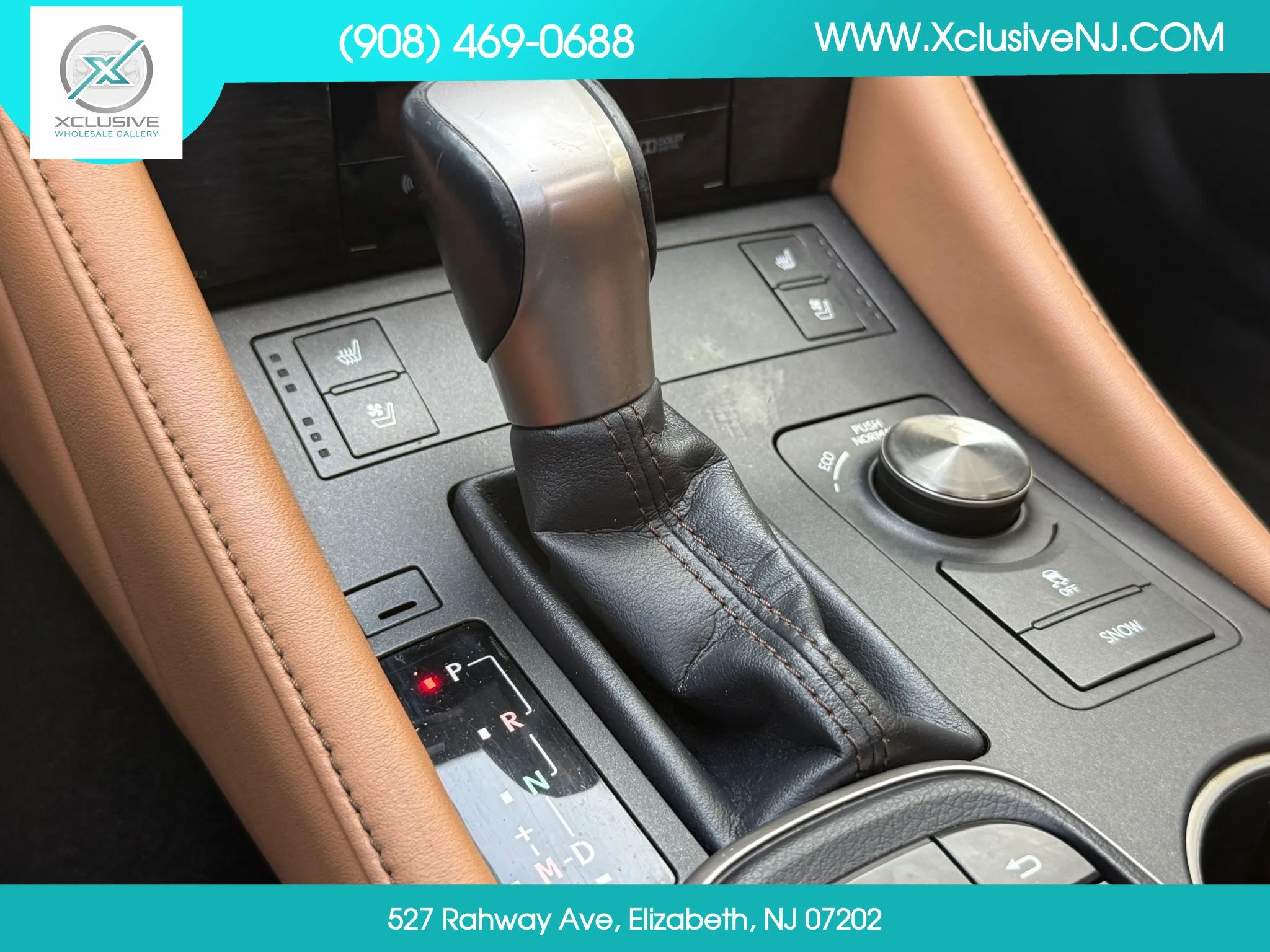 Used 2015 Lexus RC 350 w/ Luxury Package RWD image 17
