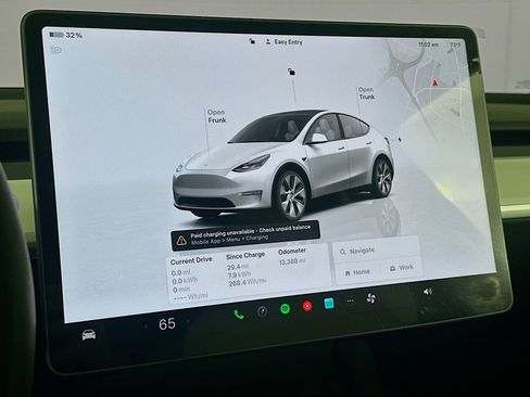 Used 2024 Tesla Model Y Long Range image 19