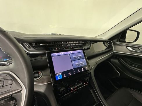 Certified 2023 Jeep Grand Cherokee 4WD 4xe image 27