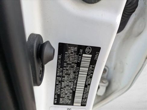 Used 2018 Toyota Camry SE image 15