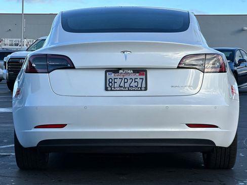 Used 2018 Tesla Model 3 Long Range image 8