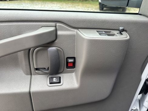 New 2025 Chevrolet Express 2500 1WT w/ Driver Convenience Package image 16