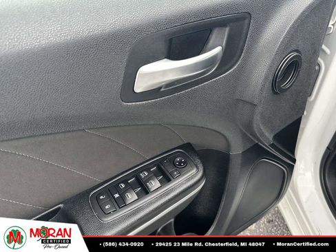 Used 2020 Dodge Charger SXT AWD/4WD image 16