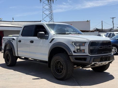 Used 2017 Ford F150 Raptor w/ Equipment Group 801A Mid AWD/4WD image 3