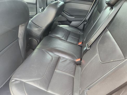 Used 2017 Ford Focus Titanium FWD image 15