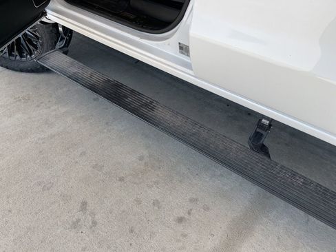 Used 2019 GMC Sierra 2500 Denali w/ Duramax Plus Package image 11