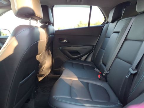 Used 2015 Chevrolet Trax LTZ w/ LPO, Protection Package AWD/4WD image 17