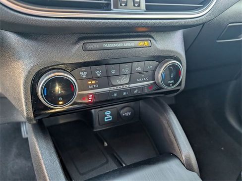 Used 2022 Ford Escape Titanium w/ Titanium Elite Package image 12