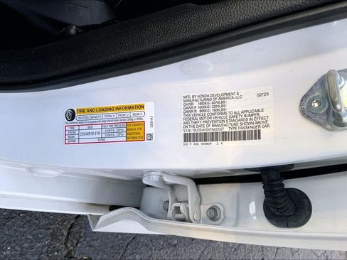 Used 2023 Acura Integra A-Spec image 14