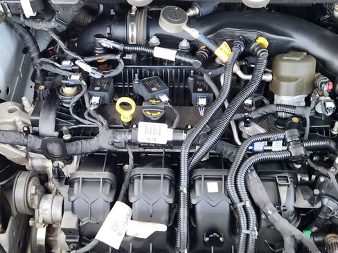 Used 2021 Ford Edge Titanium w/ Equipment Group 301A image 16