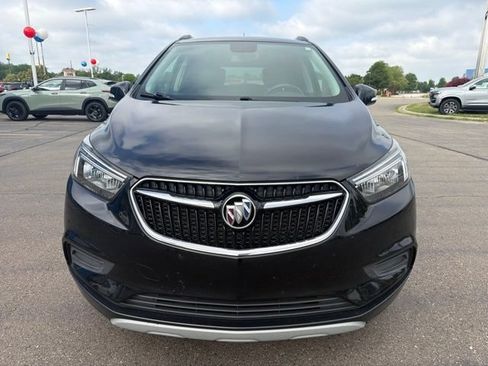 Used 2019 Buick Encore Preferred FWD image 2