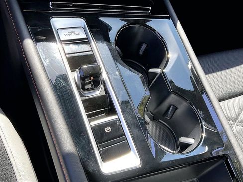 New 2026 Volkswagen Atlas Peak Edition AWD/4WD image 28