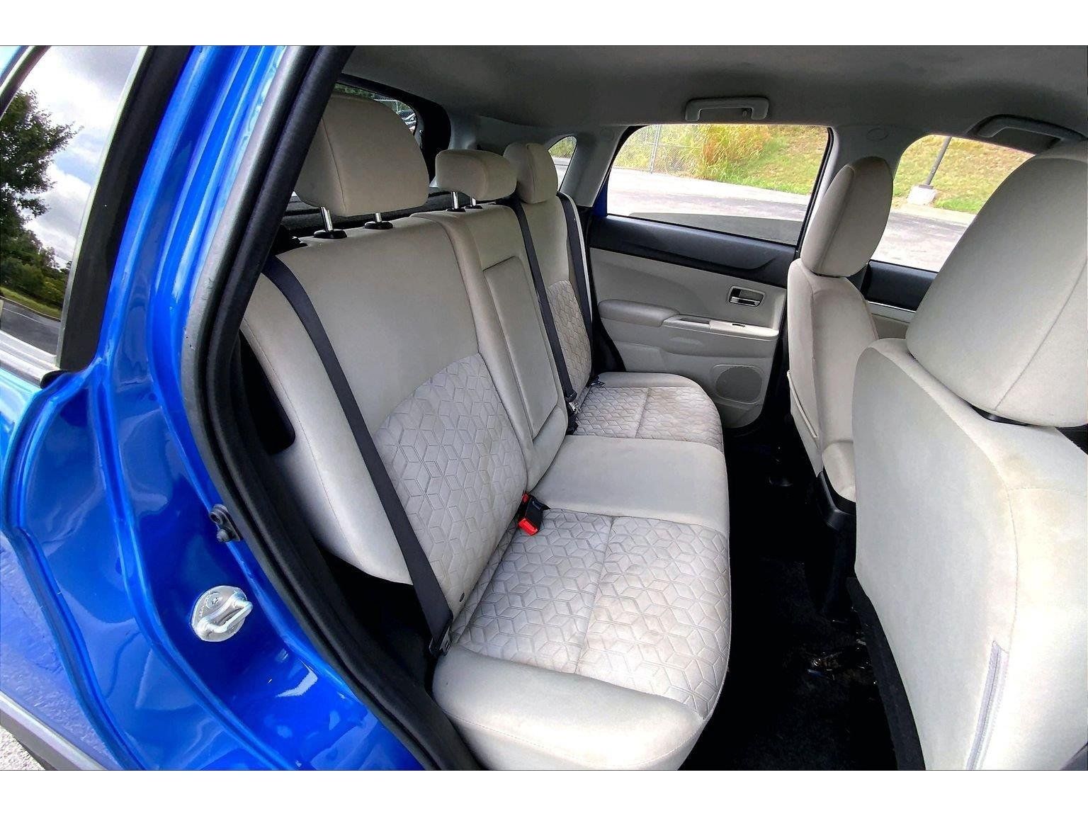 Used 2021 Mitsubishi Outlander Sport ES FWD image 23