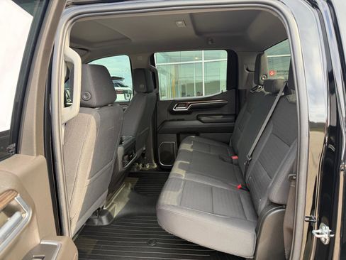 Used 2022 Chevrolet Silverado 1500 LT image 16