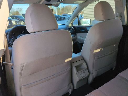 Used 2019 Subaru Outback 2.5i Premium image 19