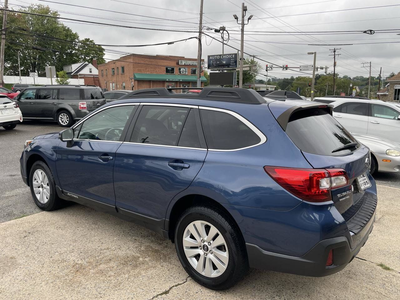Used 2019 Subaru Outback 2.5i Premium AWD/4WD image 10