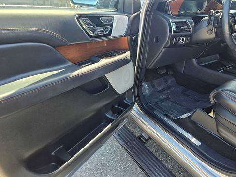 Used 2024 Lincoln Navigator L Black Label AWD/4WD image 23