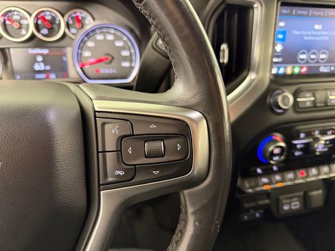 Used 2021 Chevrolet Silverado 1500 LT image 24