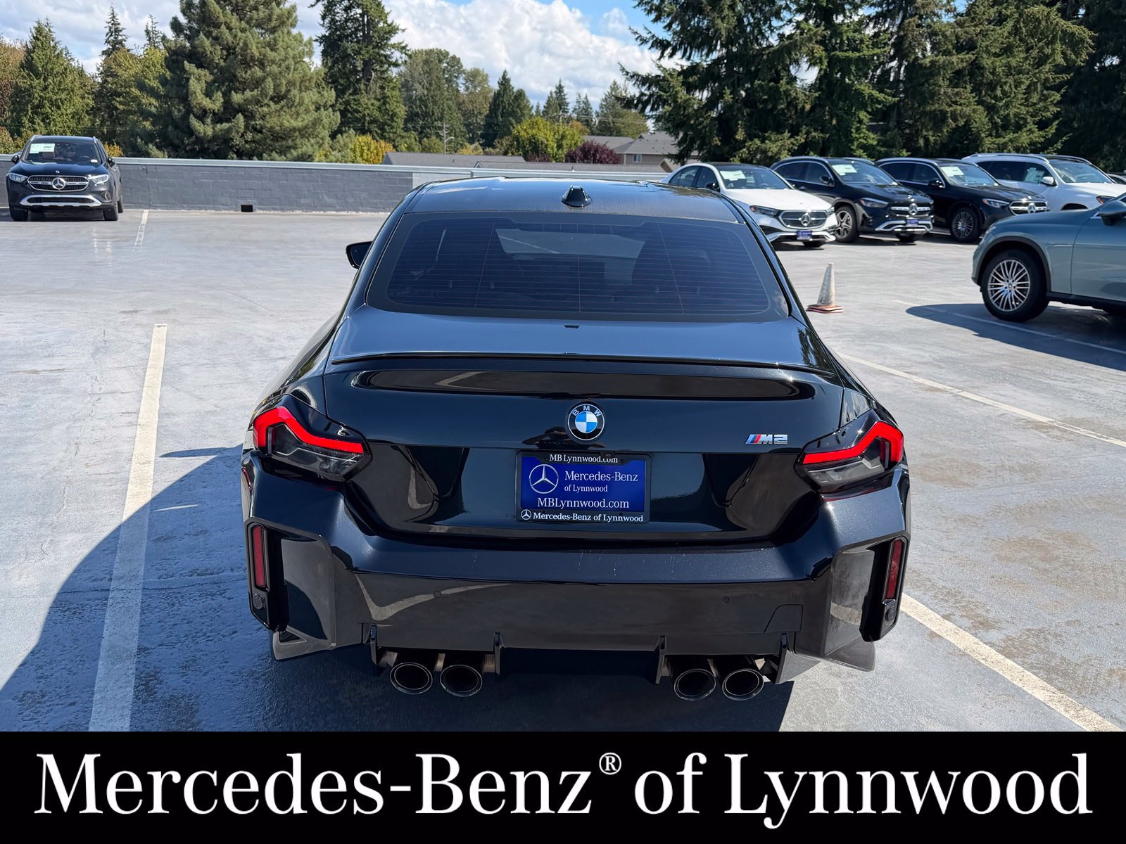 Used 2024 BMW M2 w/ Lighting Package RWD image 7