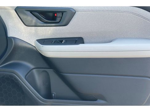 Certified 2025 Subaru Forester Premium w/ Convenience Package #1 image 20