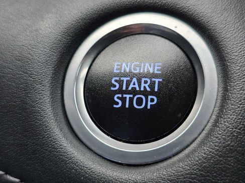 Certified 2020 Toyota Highlander LE image 38