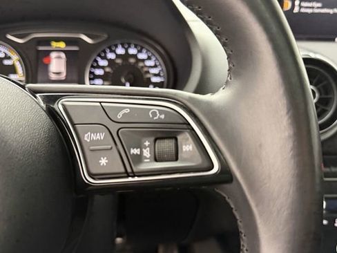 Used 2017 Audi A3 e-tron Premium image 17