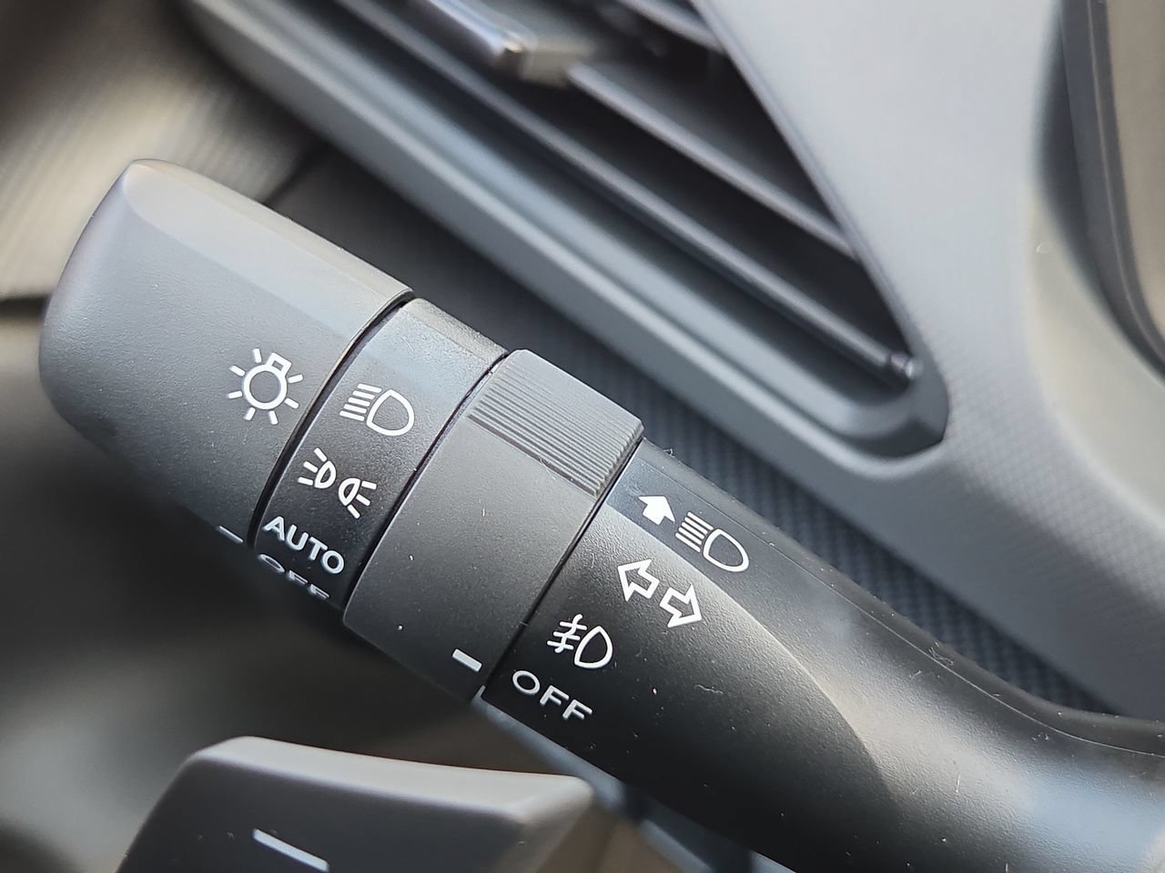 New 2026 Subaru Crosstrek 2.5i Limited AWD/4WD image 34