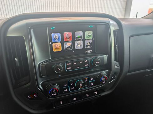 Used 2017 Chevrolet Silverado 2500 LT w/ LT Convenience Package image 19