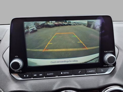 Used 2024 Nissan Sentra SV FWD image 7