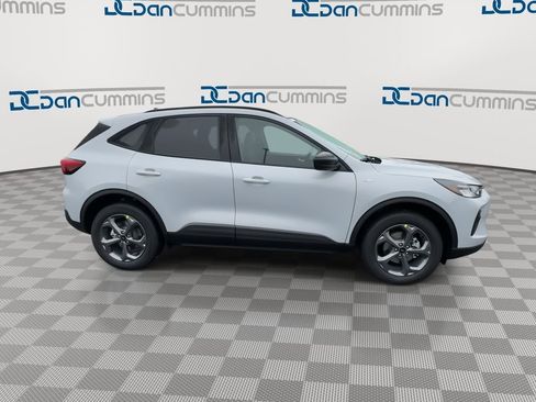New 2026 Ford Escape ST-Line w/ Tech Pack #1 image 9