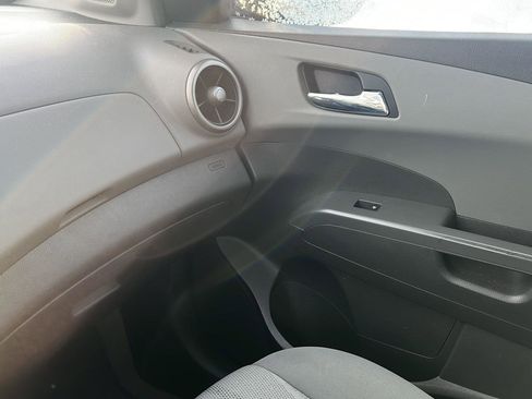 Used 2012 Chevrolet Sonic LT image 19